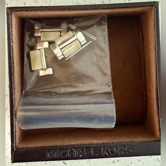 Michael Kors Silver & Horn Watch main image 6